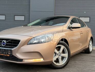 Volvo V40 1.6 D2 MOMENTUM