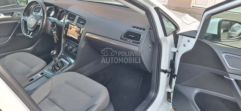 Volkswagen Golf 7 