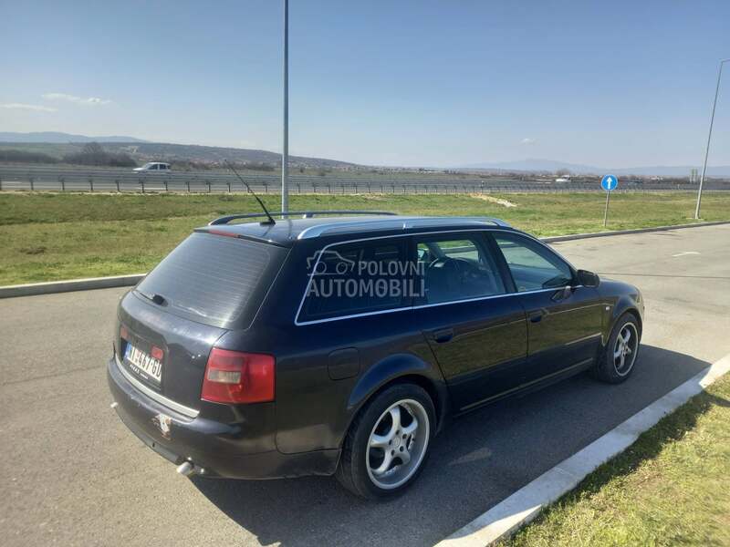 Audi A6 quattro