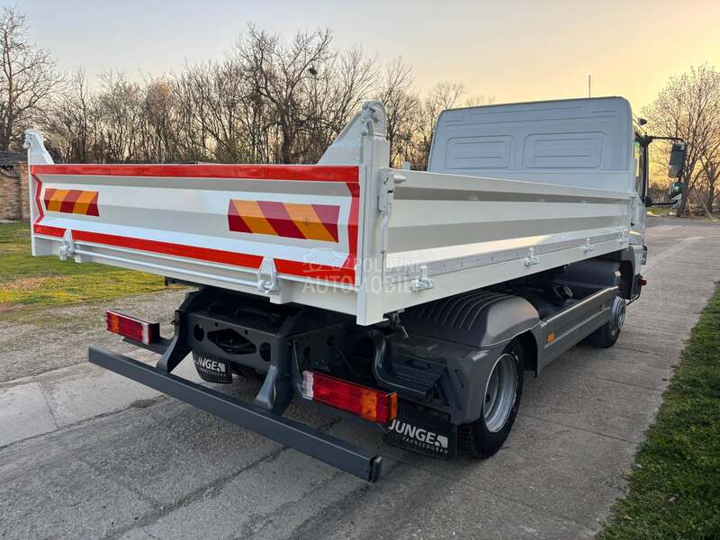 Mercedes Benz ATEGO818