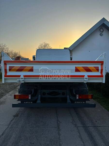 Mercedes Benz ATEGO818