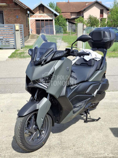 Yamaha Xmax / čitaj opis