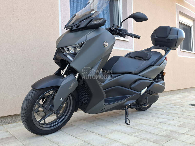 Yamaha Xmax / čitaj opis