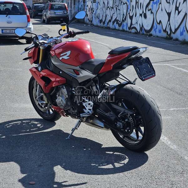 BMW S1000R