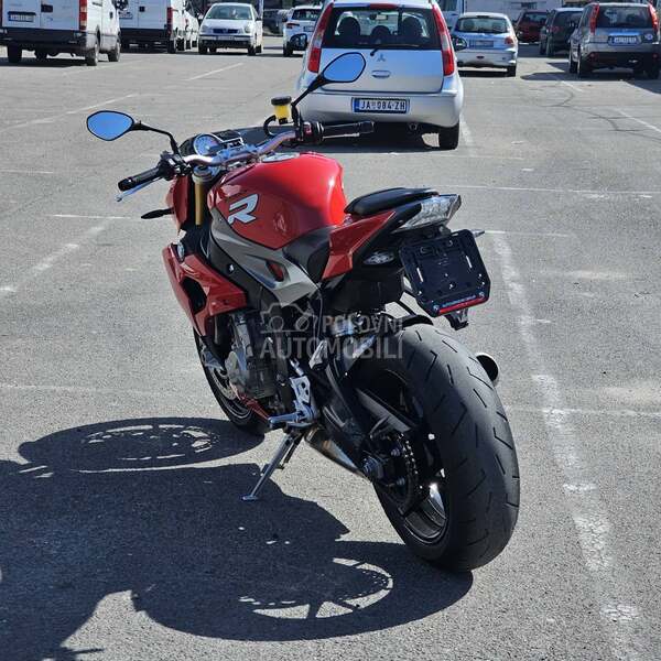 BMW S1000R