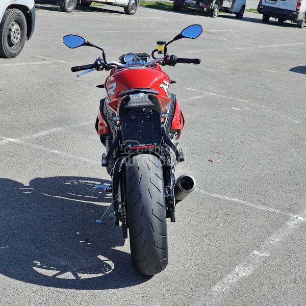 BMW S1000R