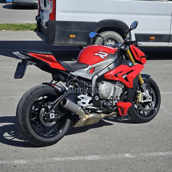 BMW S1000R