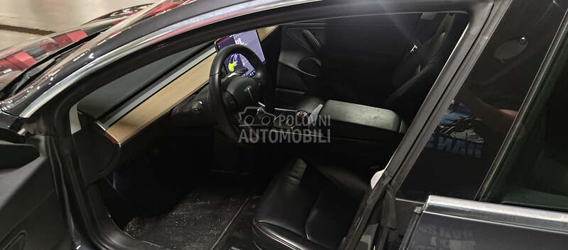 Tesla Model 3 Long range