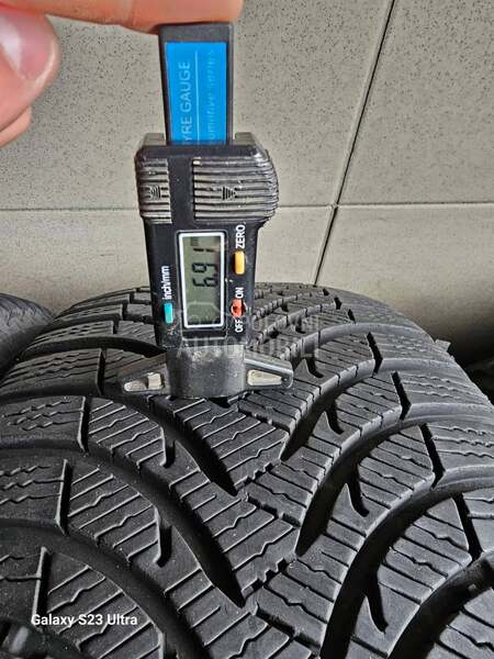 Michelin 225/55 R17 Zimska