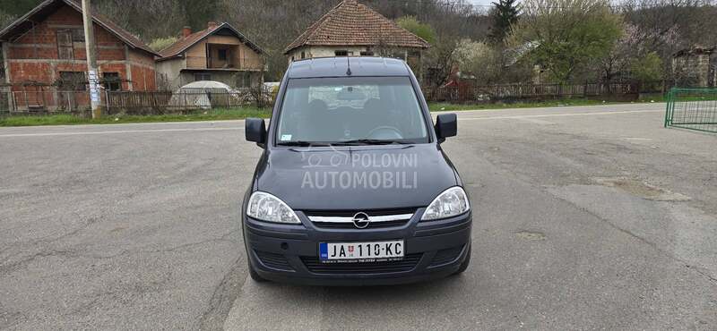 Opel Combo 