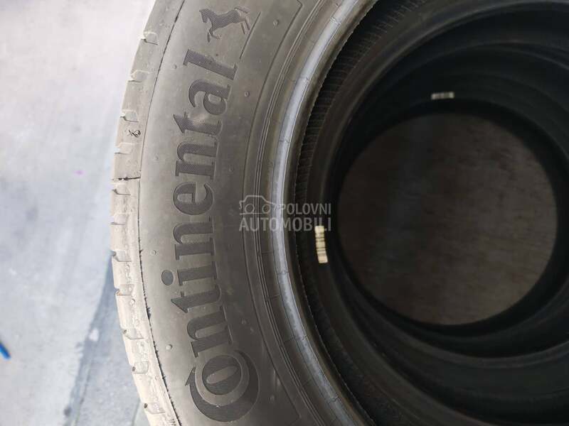 Continental 215/60 R18 Letnja