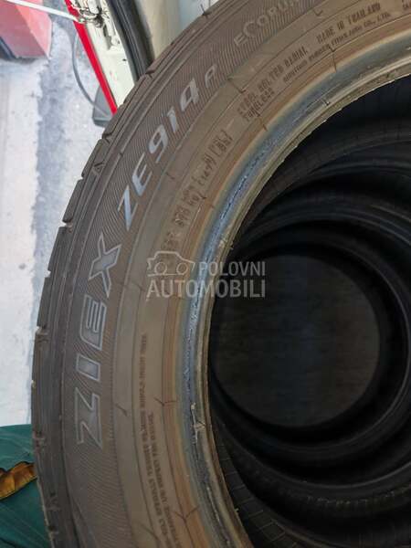Falken 215/55 R17 Letnja