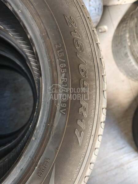 Pirelli 215/65 R17 Letnja