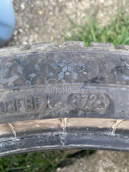 Continental 225/40 R18 Zimska