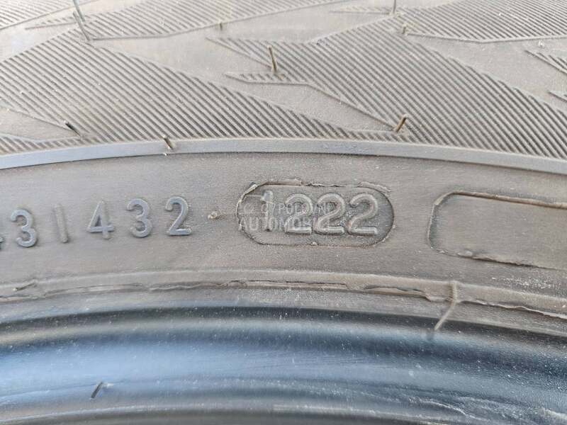 Nokian 235/50 R19 Zimska