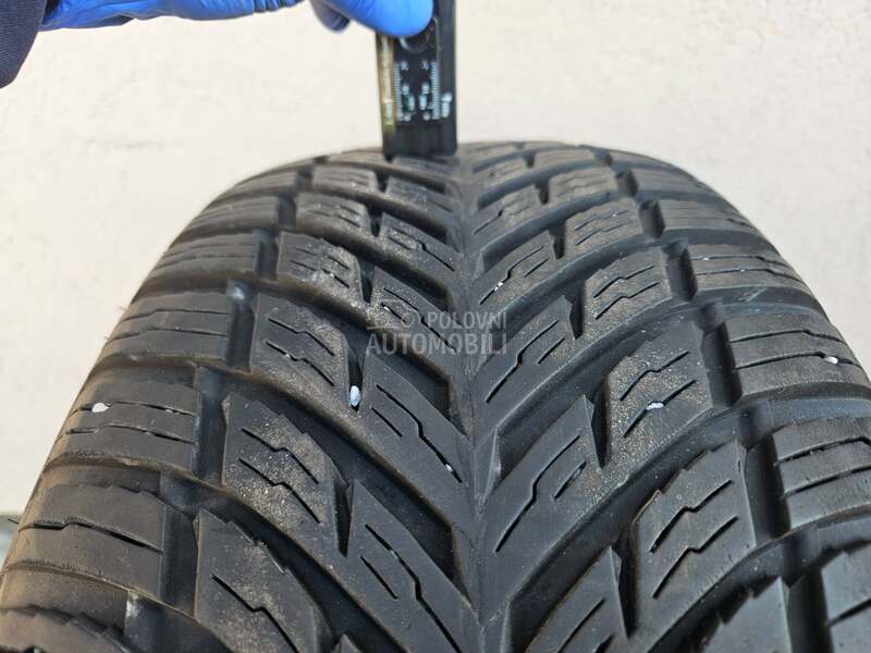 Nokian 235/50 R19 Zimska