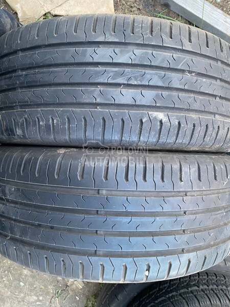 Continental 215/55 R17 Letnja