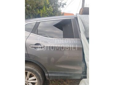 zadnja vrata za Nissan Qashqai