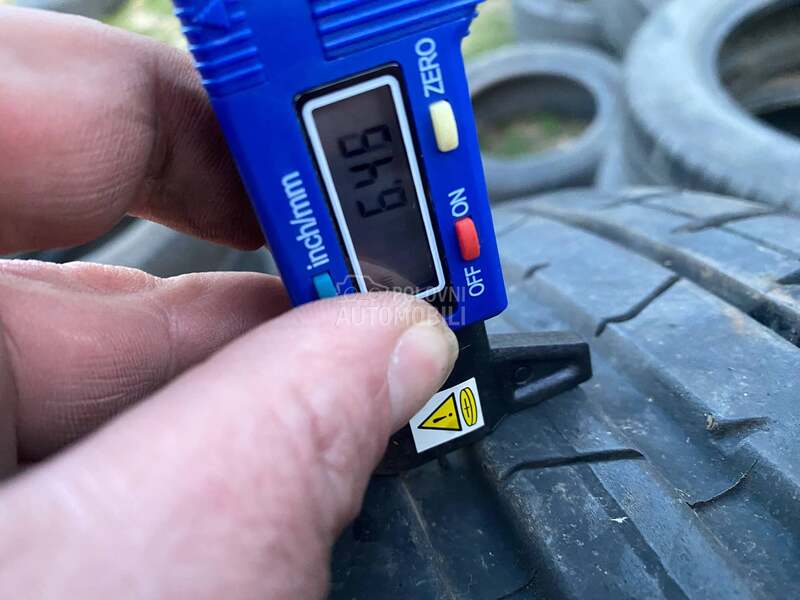 Pirelli 225/40 R19 Letnja