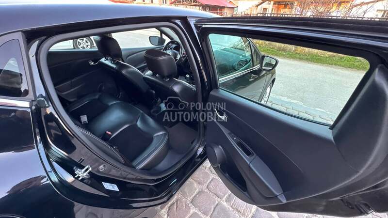 Renault Clio 1.2tce  intense