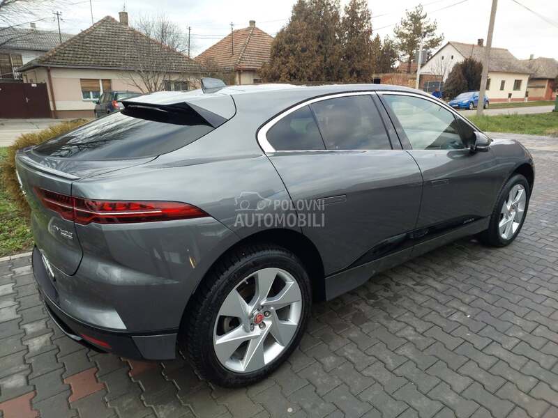 Jaguar I-Pace 