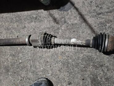 Poluosovina za Ford Focus od 2004. do 2008. god.