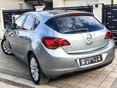 Opel Astra J 1.7CDTI COSM0 NAVl