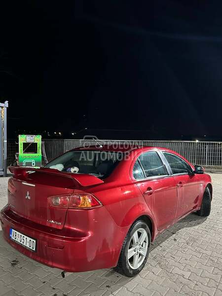 Mitsubishi Lancer 