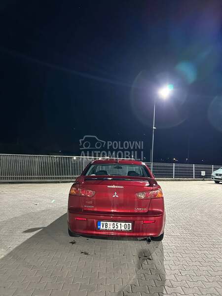 Mitsubishi Lancer 