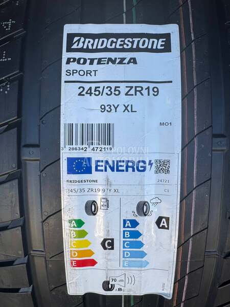 Bridgestone 245/35 R19 Letnja
