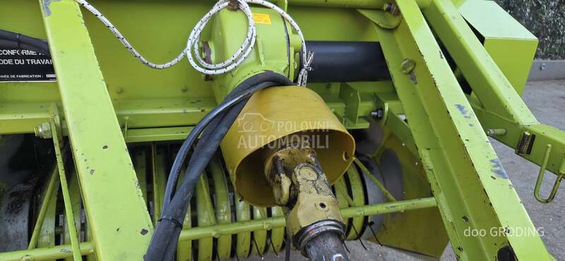 Claas Rollant 42