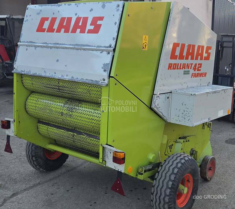 Claas Rollant 42