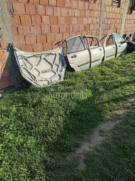 Ford Focus 2016. god. -  kompletan auto u delovima