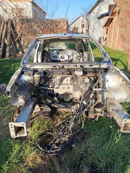 Ford Focus 2016. god. -  kompletan auto u delovima