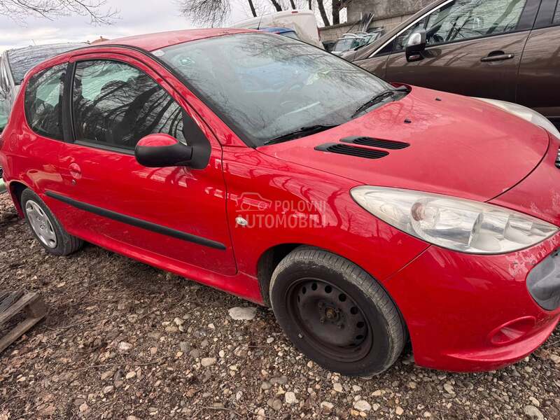 Peugeot 206 plus -  kompletan auto u delovima