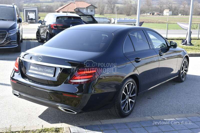 Mercedes Benz E 220 D