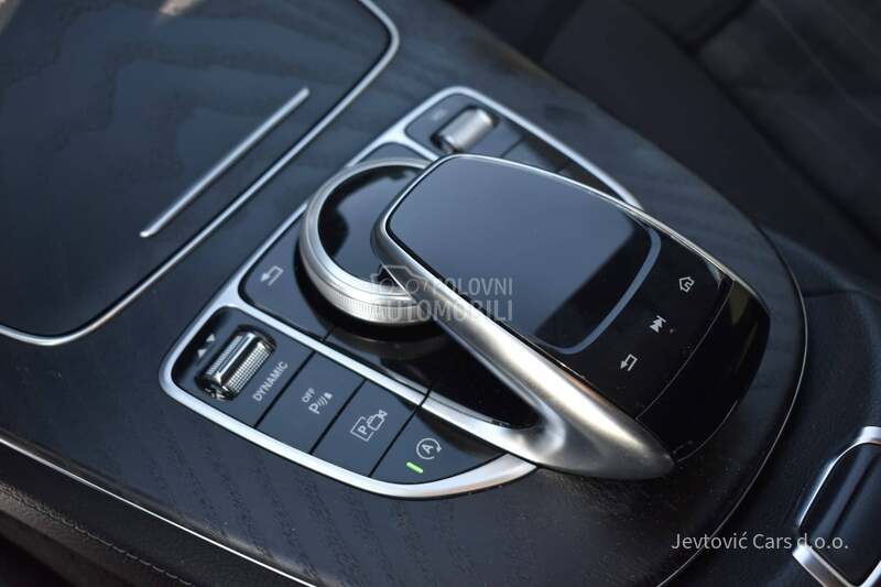 Mercedes Benz E 220 D