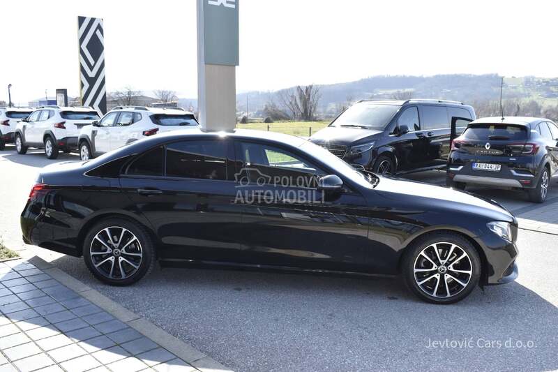 Mercedes Benz E 220 D
