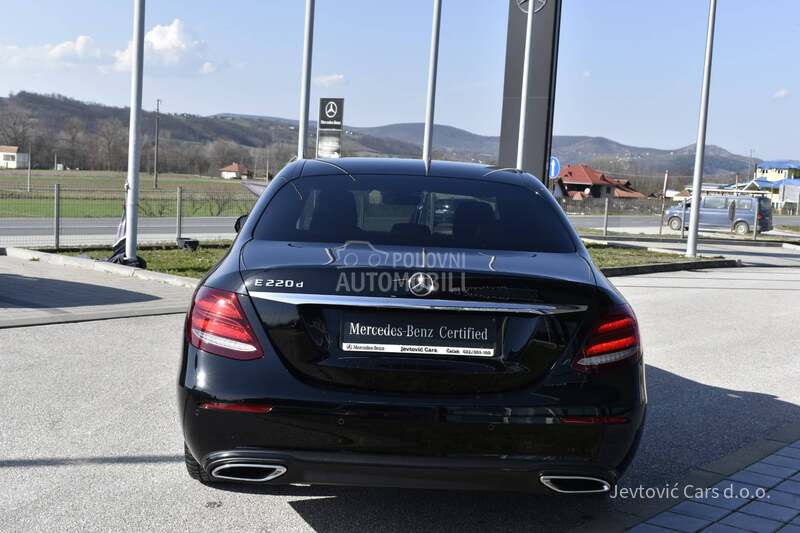 Mercedes Benz E 220 D