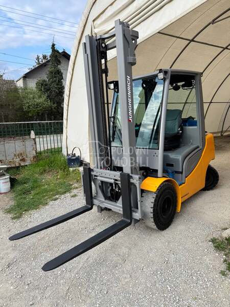 Jungheinrich TFG 430s