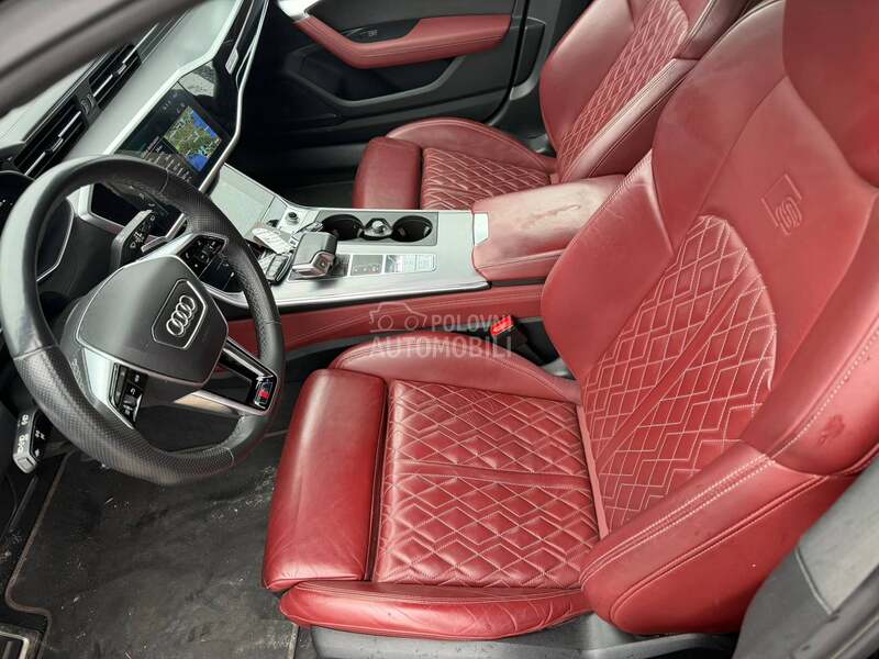 Audi S6 
