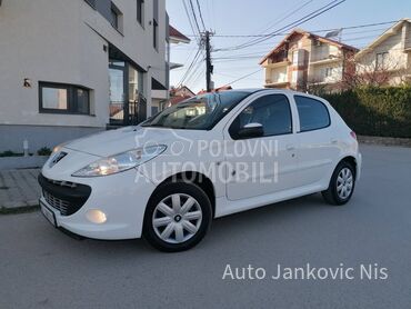 Peugeot 206 plus 1.4i TRENDY CH