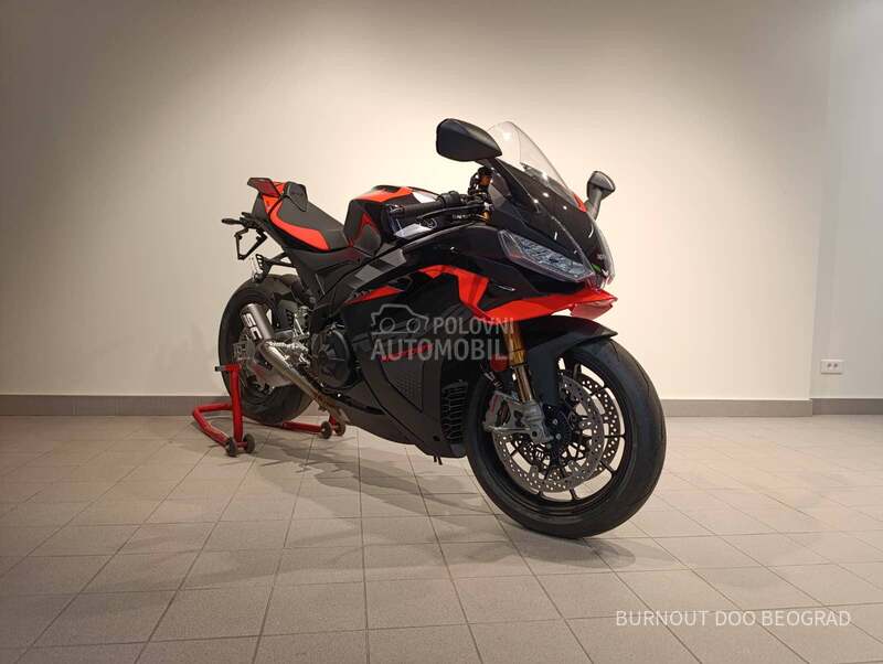 Aprilia RSV 4 Factory