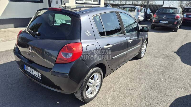 Renault Clio 1.2B