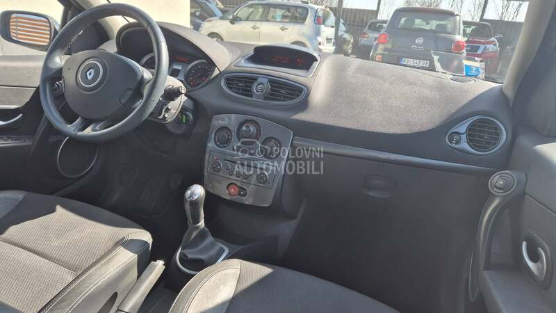 Renault Clio 1.2B