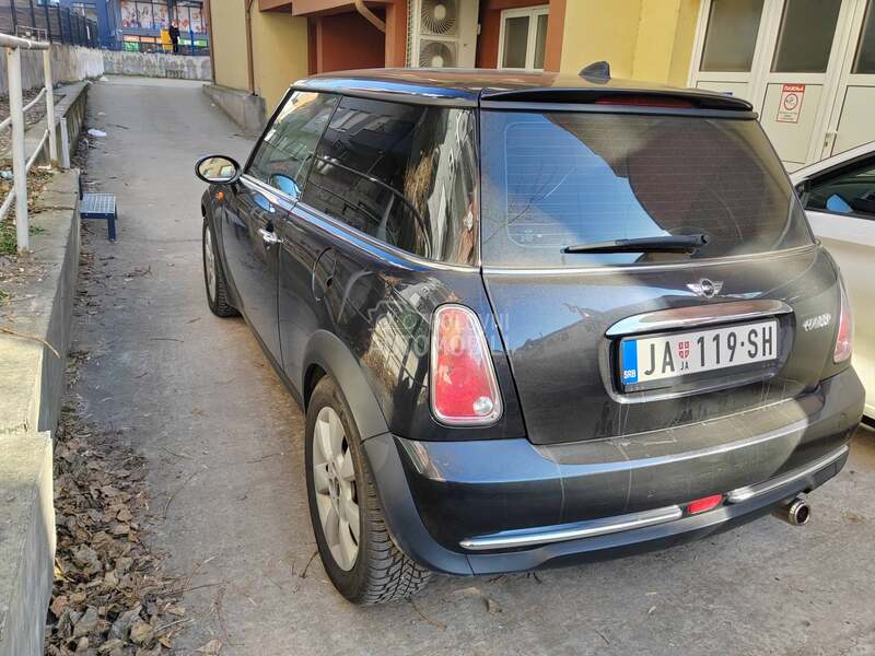 MINI Cooper 