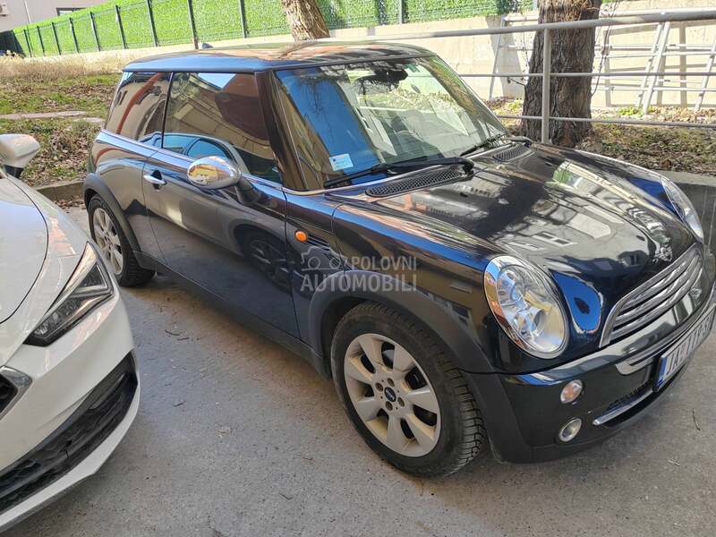 MINI Cooper 