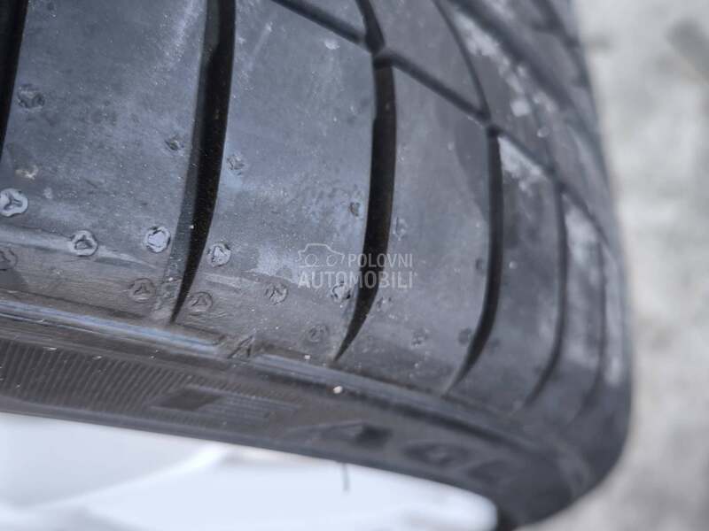 Goodyear 215/35 R18 Letnja