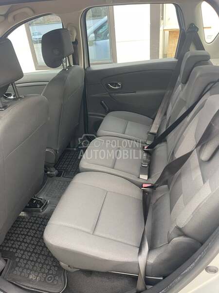 Renault Scenic 1,5dci tom tom