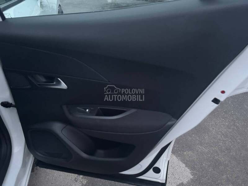 Peugeot 2008 1,2 88000